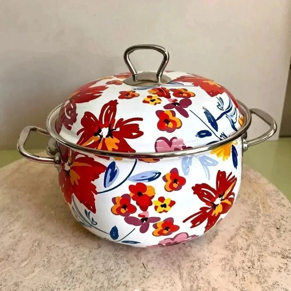 Crofton 4 Quart Floral Casserole Pot with Lid Whote Red Blue 5 x‎ 11 inches
